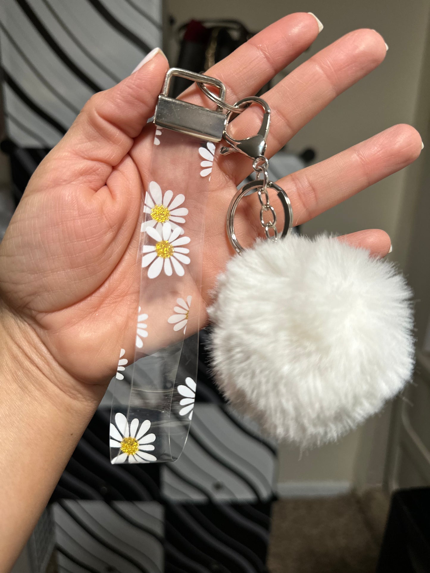 Wristlet Daisies Jelly Design (Assorted Colors)